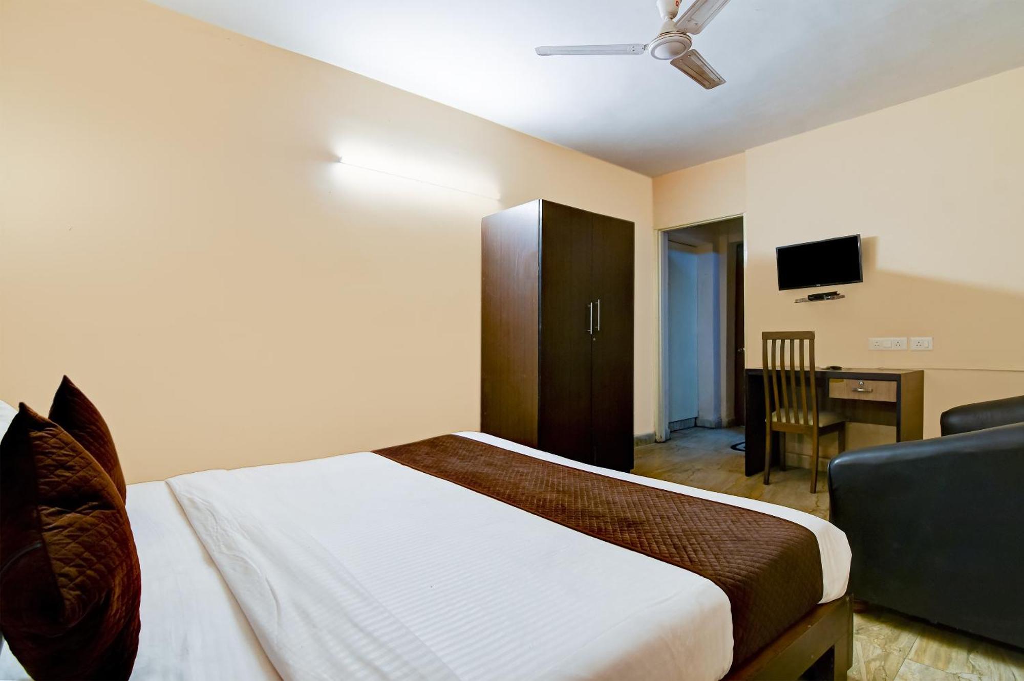 Salt Lake Inn Calcutta Exteriör bild