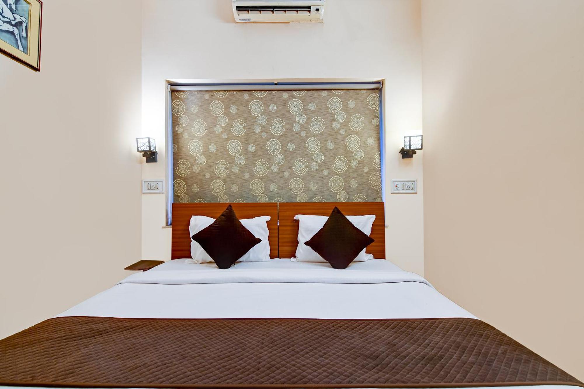 Salt Lake Inn Calcutta Exteriör bild